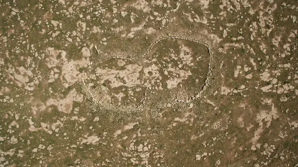 Foot-Shaped 'Gilgal' Enclosures
