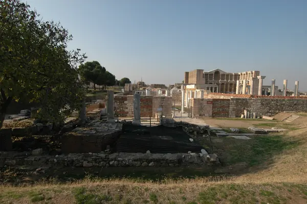 Sardis: The Lydian Wall and the Sack of 547 BCE