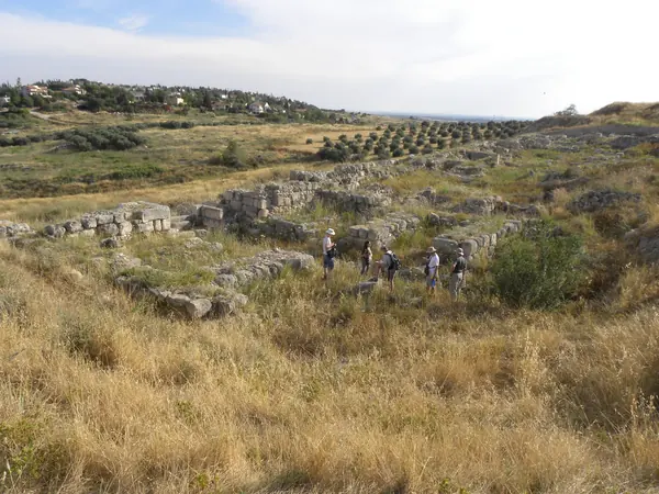 Six-Chambered Gates of Hazor, Megiddo and Gezer