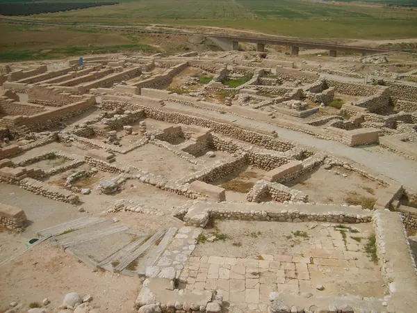 Beersheba and the Well at Tel Sheva